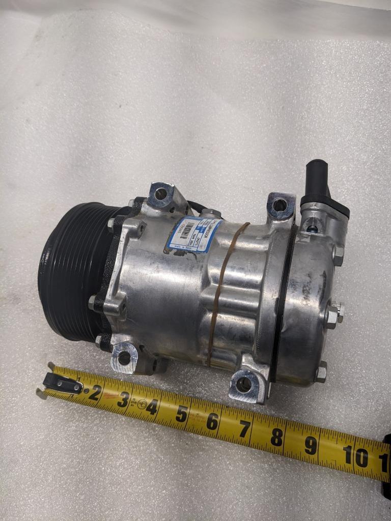 TCCI 3792438C4 A/C COMPRESSOR QP7H15 MODEL QP42775 PAG46 300CC NEW R1