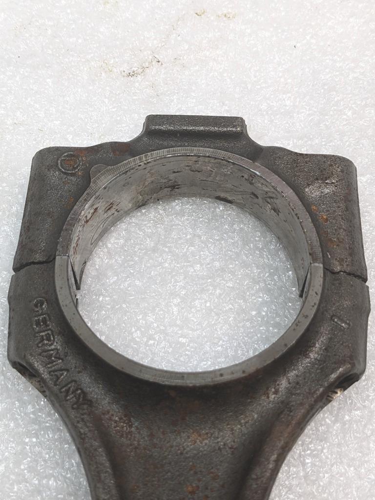 PORSCHE CAYENNE PISTON CONNECTING ROD #3 (CRACKED) 9461191R USED R24