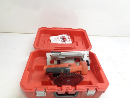 USED MILWAUKEE CIRCULAR SAW 6-1/2" 15 AMP W/ EXTRA 7-14" BLADE 6395-21 SR