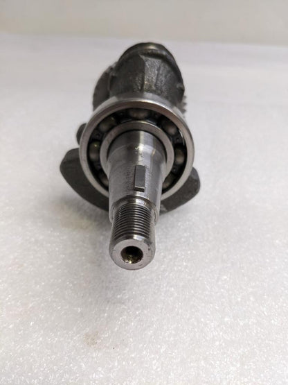 BRIGGS AND STRATTON 593662 CRANKSHAFT FOR 19J137-0001-F1 SMALL ENGINE NEW R32