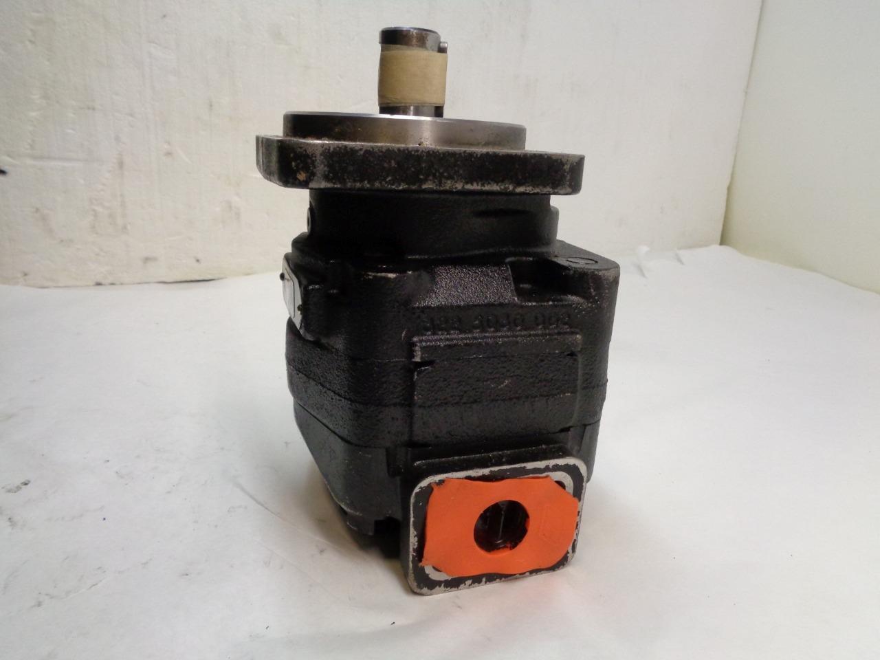 PARKER HYDRAULIC GEAR PUMP 3229210133 - 3225030002 NEW J2