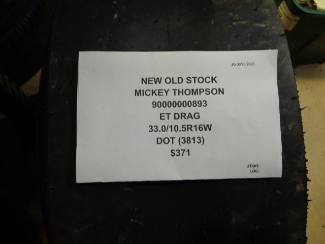 NEW OLD STOCK MICKEY THOMPSON ET DRAG 33 10.5 16W DRAG TIRE 90000000893-102-7/8"