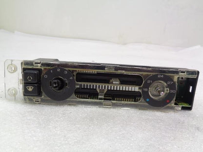 PORSCHE 94465302101 DASH CONTROL UNIT HVAC CONTROL FOR 944 DAMAGED USED R20