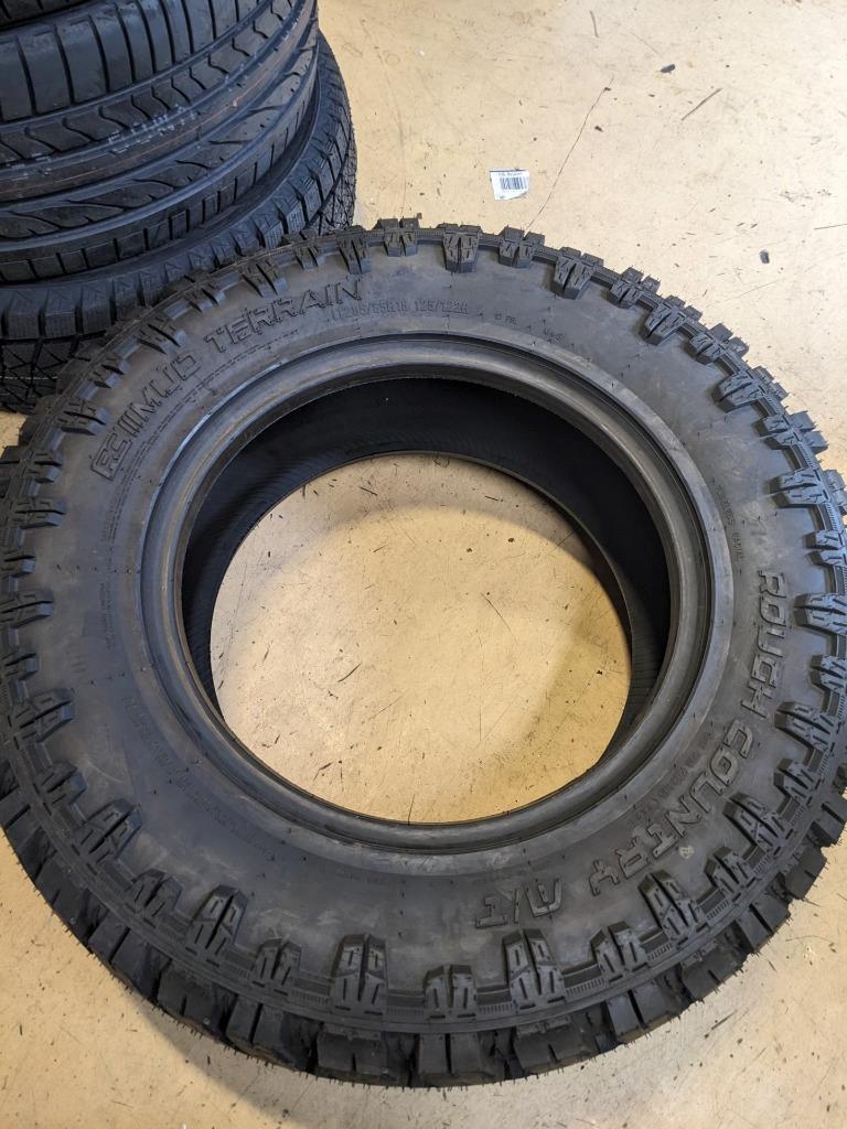 ROUGH COUNTRY MUD TERRAIN LT 285 65 18 125/122R LRE 10PLY TIRE 98010128 CQ2