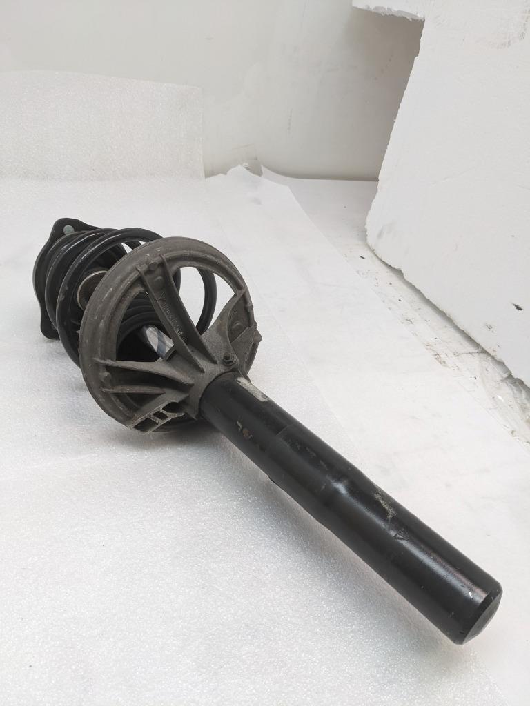 PORSCHE 911/996 LEFT FRONT STURT WITH SPRING 99634304318 USED R23