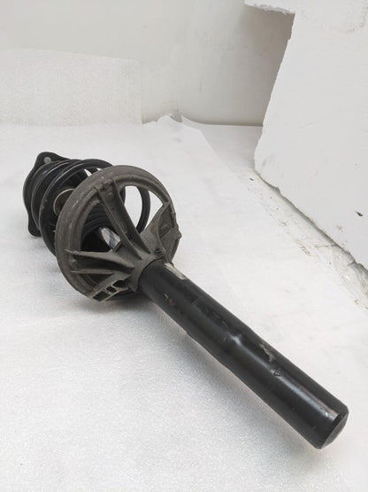 PORSCHE 911/996 LEFT FRONT STURT WITH SPRING 99634304318 USED R23