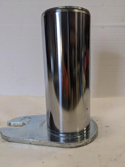 JOHN DEERE PIN FASTENER SPECIAL 844 AT458702 BSIG1