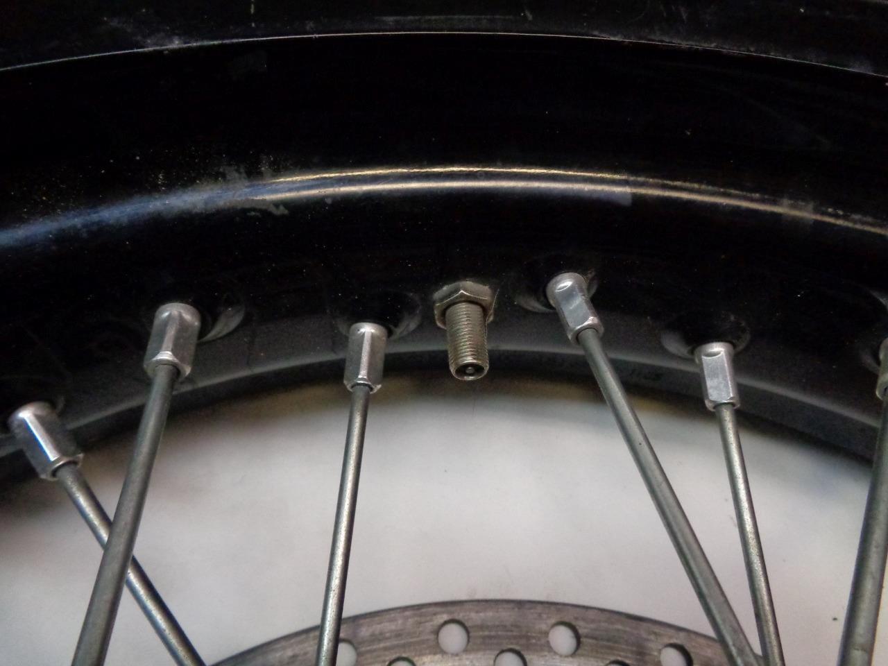 USED EXCEL TAKASAGO 17X3.5 WHEEL CONTINENTAL CONTISPORT ATTACK 2 120/70ZR17 SR