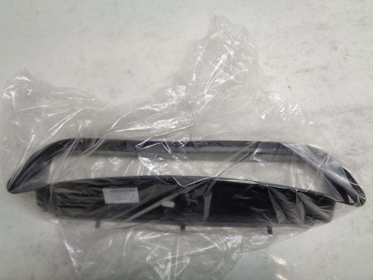 NEW GENUINE PORSCHE 997 AIR DUCT 997 575 141 02 R23