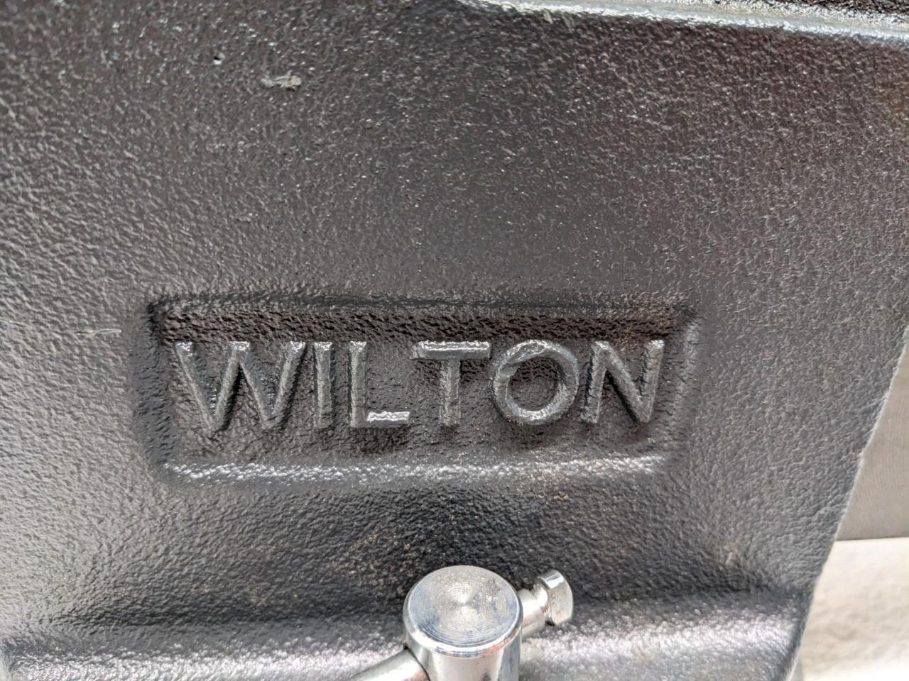 WILTON 913210-1 VISE 8" JAW  8" MAX OPENING 4" THROAT WITH SWIVEL BASE NEW J2