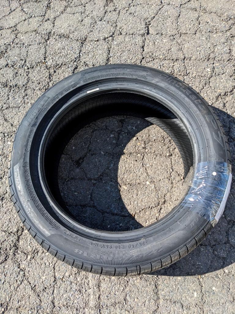 2 PIRELLI CINTURATO P7 A/S (*) BMW RUNFLAT P 225 50 18 95V SL TIRES 2461000 BQ3