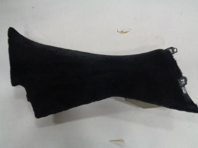 USED GENUINE PORSCHE CAYMAN 06-12 PASSENGER SIDE SEAT BELT PANEL 987 555 216 01