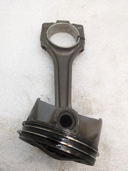 PORSCHE CAYENNE PISTON CONNECTING ROD #6 (CRACKED) 9461191R USED R24