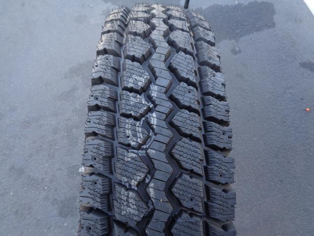 NEW OLD STOCK MASTERCRAFT COURSER MSR 235 80 17 120/117Q LRE 10 PLY 90000005742