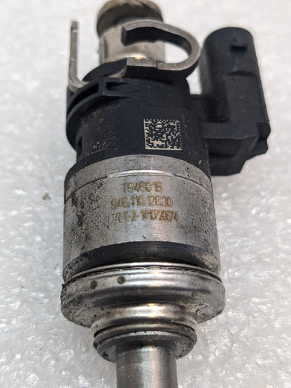 15-18 PORSCHE CAYENNE MACAN 958 TURBO FUEL INJECTOR 94611012830 USED R21SPB