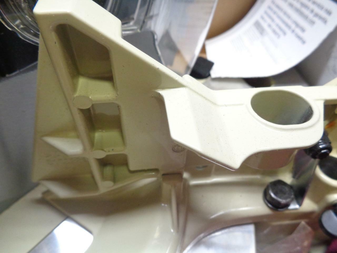 NEW MAKITA LS1040 10" COMPOUND MITER SAW 15 AMP MOTOR 4,600 RPM BSR