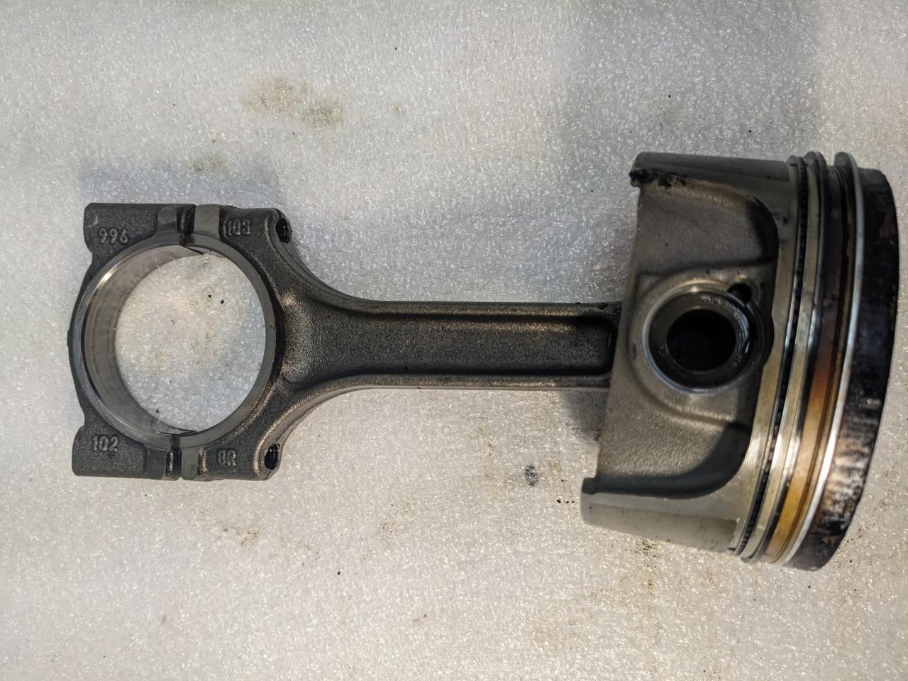 PORSCHE 986 BOXSTER 2.7L PISTON W/CONNECTING ROD #6 9961031028R USED 996GL2T1