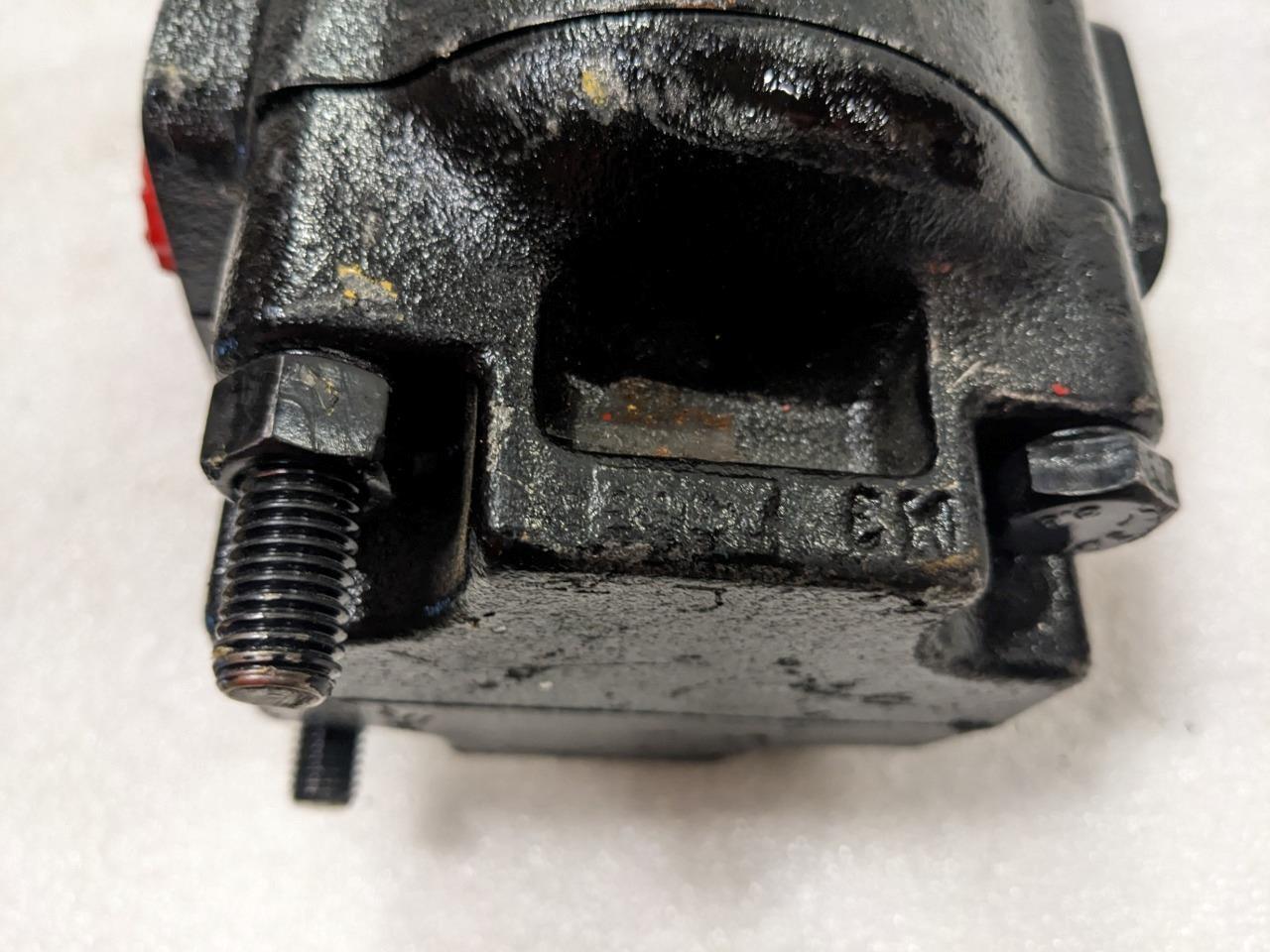 PARKER 332 135809 Parker Hydraulic Dump Pump BSRG6