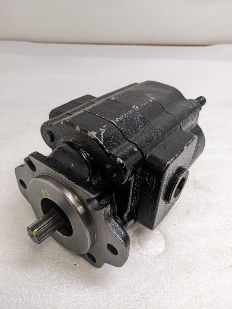 PARKER 3139610658 PG051 SERIES HYDRAULIC GEAR PUMP CAST IRON NEW R11