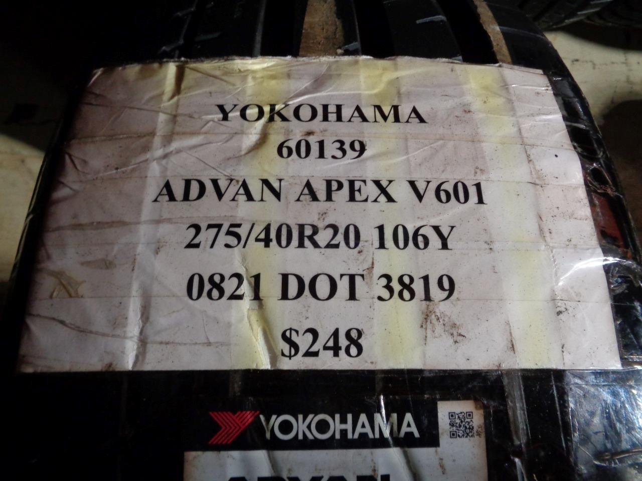 YOKOHAMA ADVAN APEX V601 275 40 20 106Y TIRE 60139 BQ3