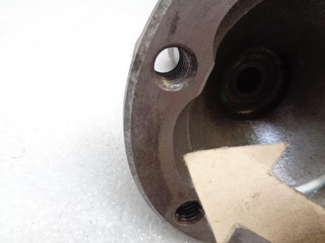 PORSCHE STUB AXLE FLANGE FOR PORSCHE 928 USED R20