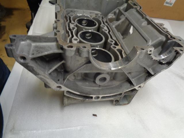 Porsche Boxster Crankcase Left 2.5L 996 101 128 0R Cylinder Bank 4 5 6 USED R24