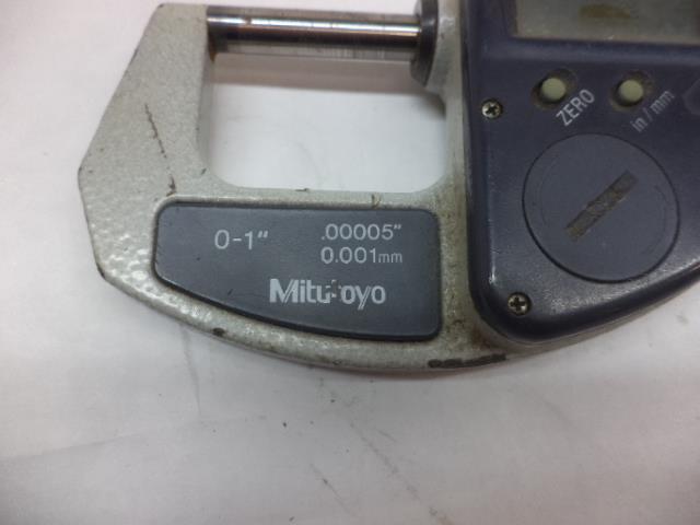 MITUTOYO MDC-LITE SERIES 293 0-1" DIGITAL OUTSIDE MICROMETER 293-816 R22T8