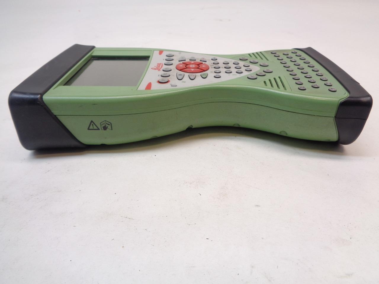 LEICA CS15 GPS DATA COLLECTOR CONTROLLER & CLAMP NO BATTERY R32T2