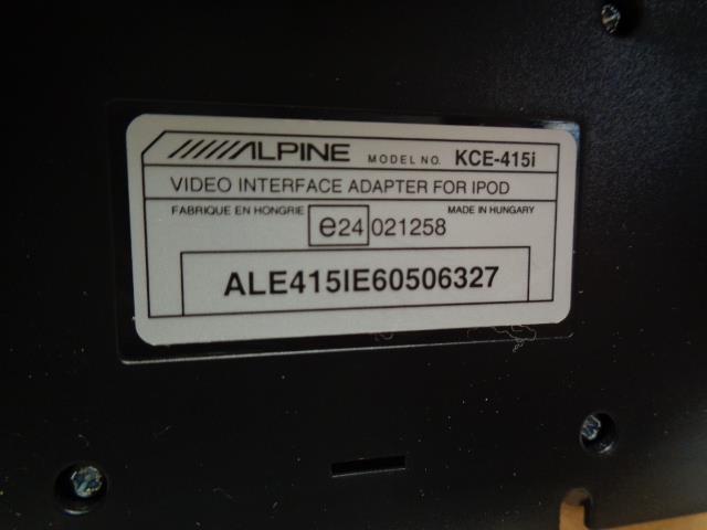 1 BRAND NEW ALPINE VIDEO INTERFACE ADAPTOR FOR IPOD KCE-415I R17T1