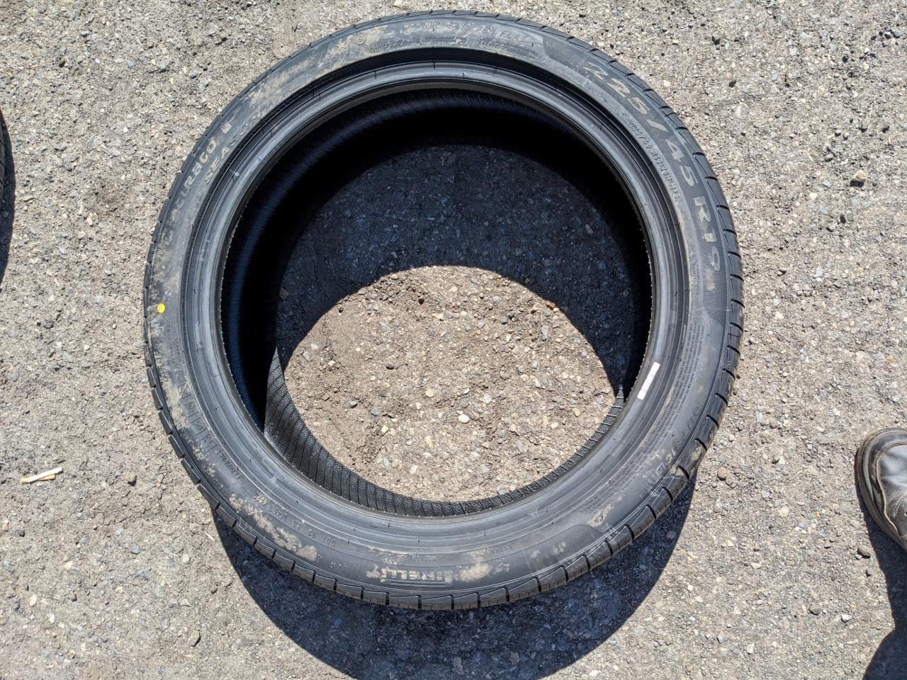 2 PIRELLI CINTURATO P7 A/S (*) BMW RUNFLAT P 225 45 19 XL TIRES 2745300 CQ3