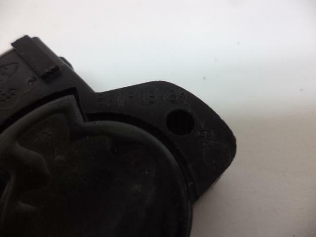 NEW OEM FORD THROTTLE POSITION SENSOR 88WF9B989 R8