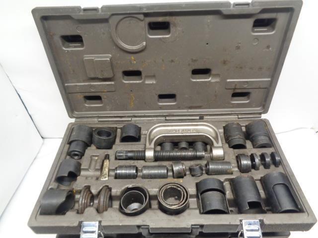 OTC CAR BALL JOINT MASTER KIT 6529 USED R3