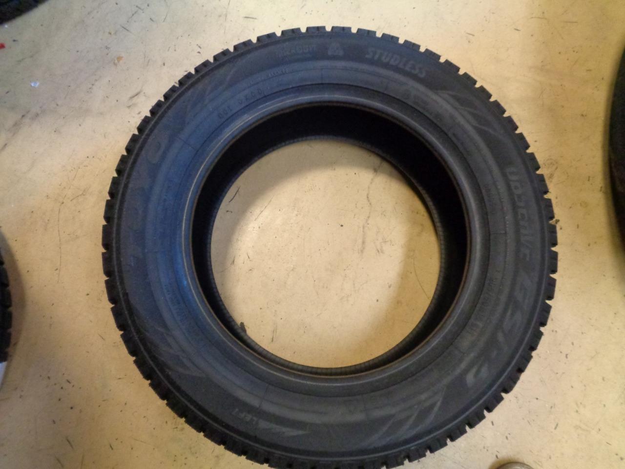 1 NEW TOYO OBSERVE GSI-5 P 205 60 15 91T SNOW WINTER TIRE 130440