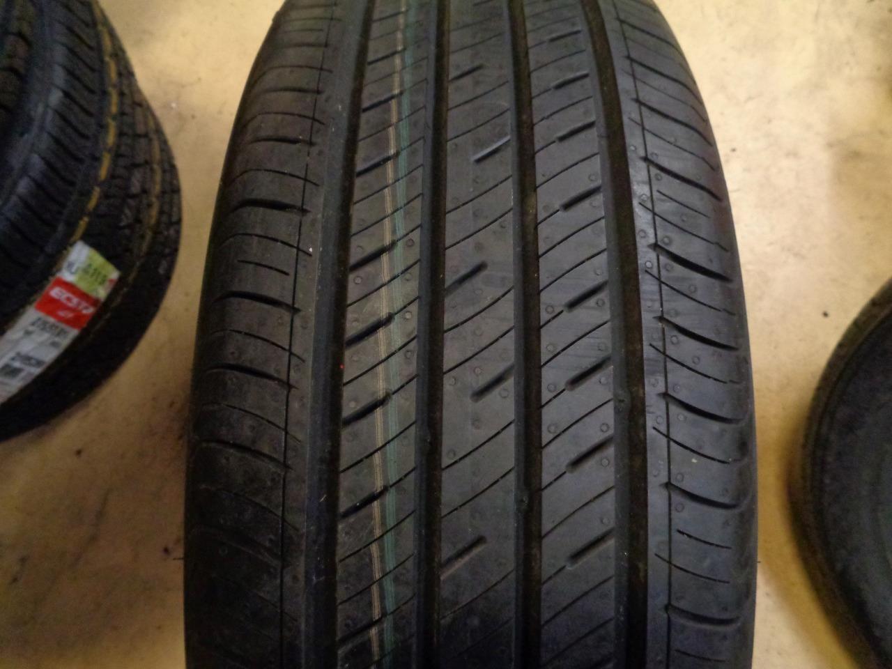 2 KUMHO SOLUS TA31 P 235 65 17 104H SL ALL SEASON TIRES 2161953 CQ1