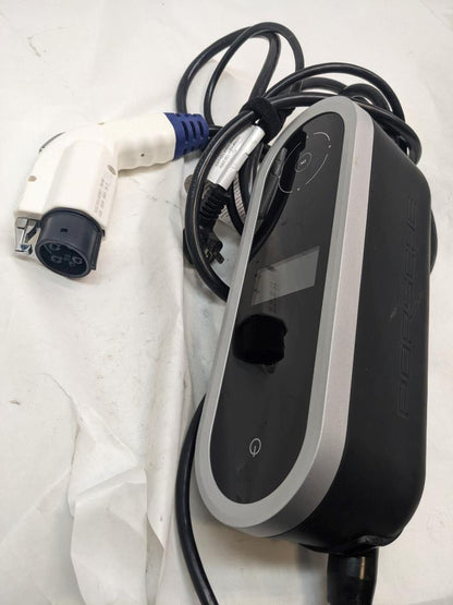 PORSCHE UNIVERSAL CHARGER W/CASE FOR ELECTRIC VEHICLES 7PP971675B 120-230V R21