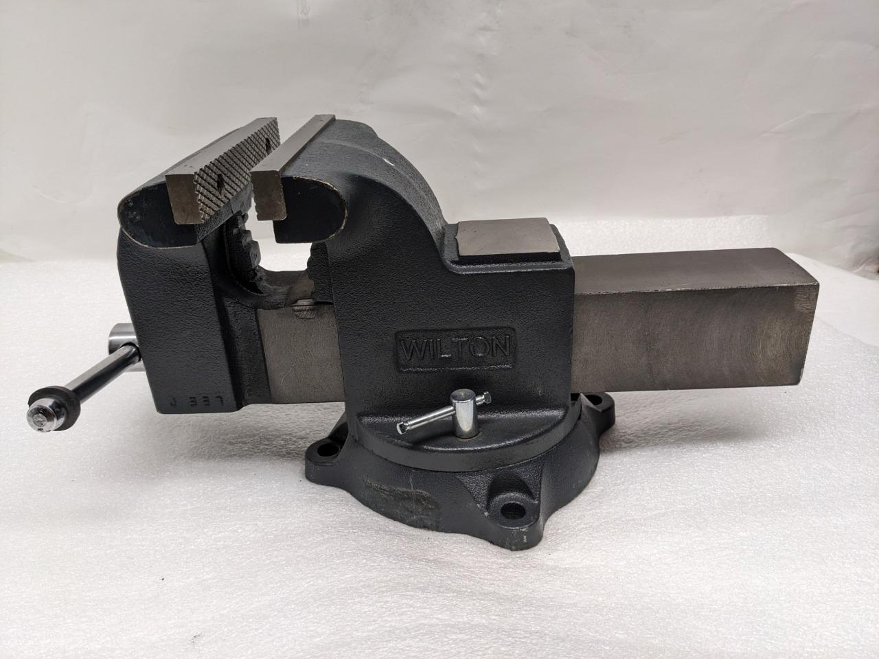 WILTON 913210-1 VISE 8" JAW  8" MAX OPENING 4" THROAT WITH SWIVEL BASE NEW J2