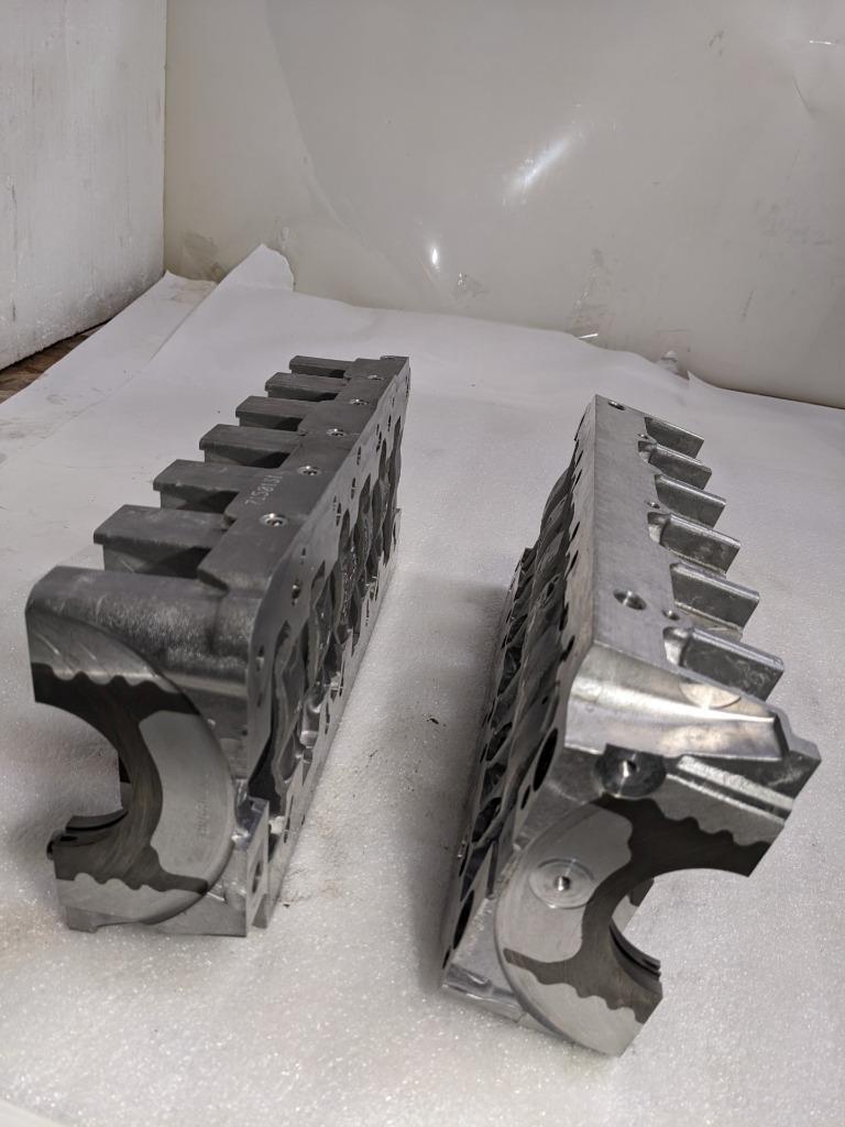 PORSCHE 911 996 BOXSTER ENGINE CRANKCASE HOUSING 9961011575R 996B.G.L.