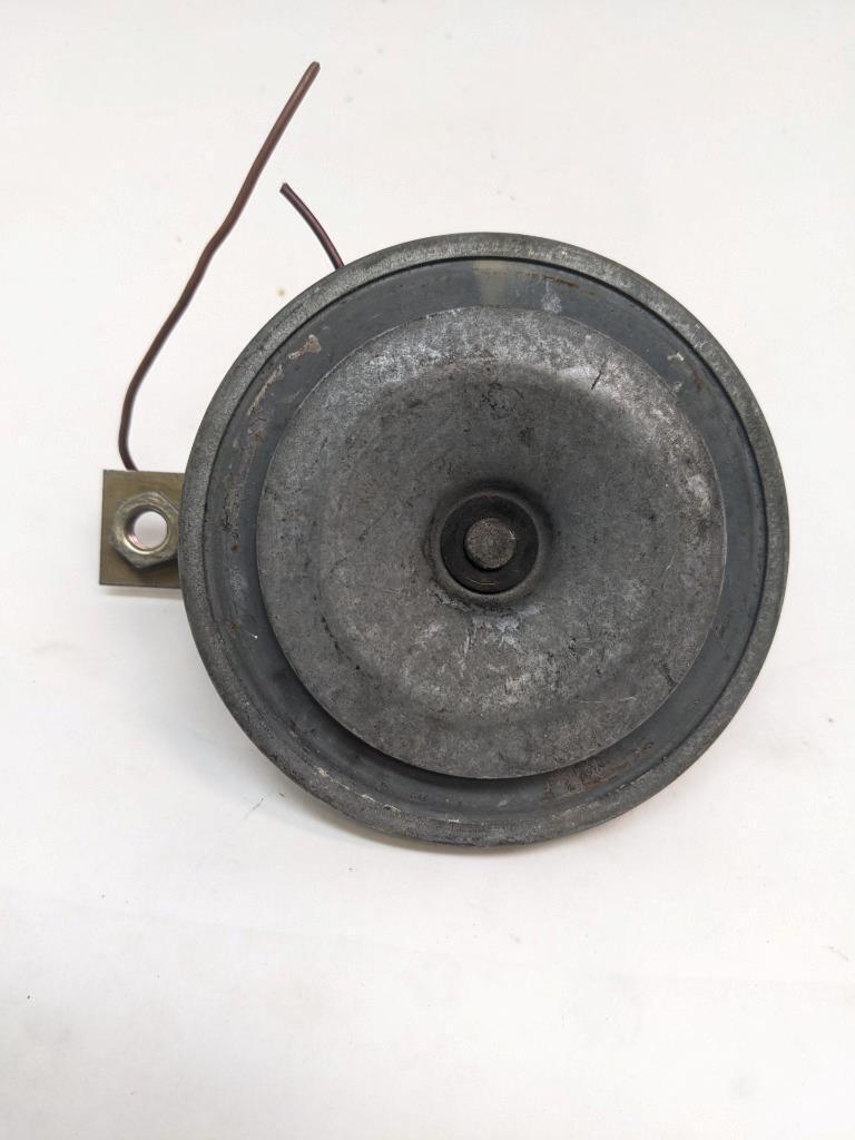 PORSCHE 911 ANTI-THEFT WARNING HORN ALARM SYSTEM 400HV 111951213 USED R21SPB