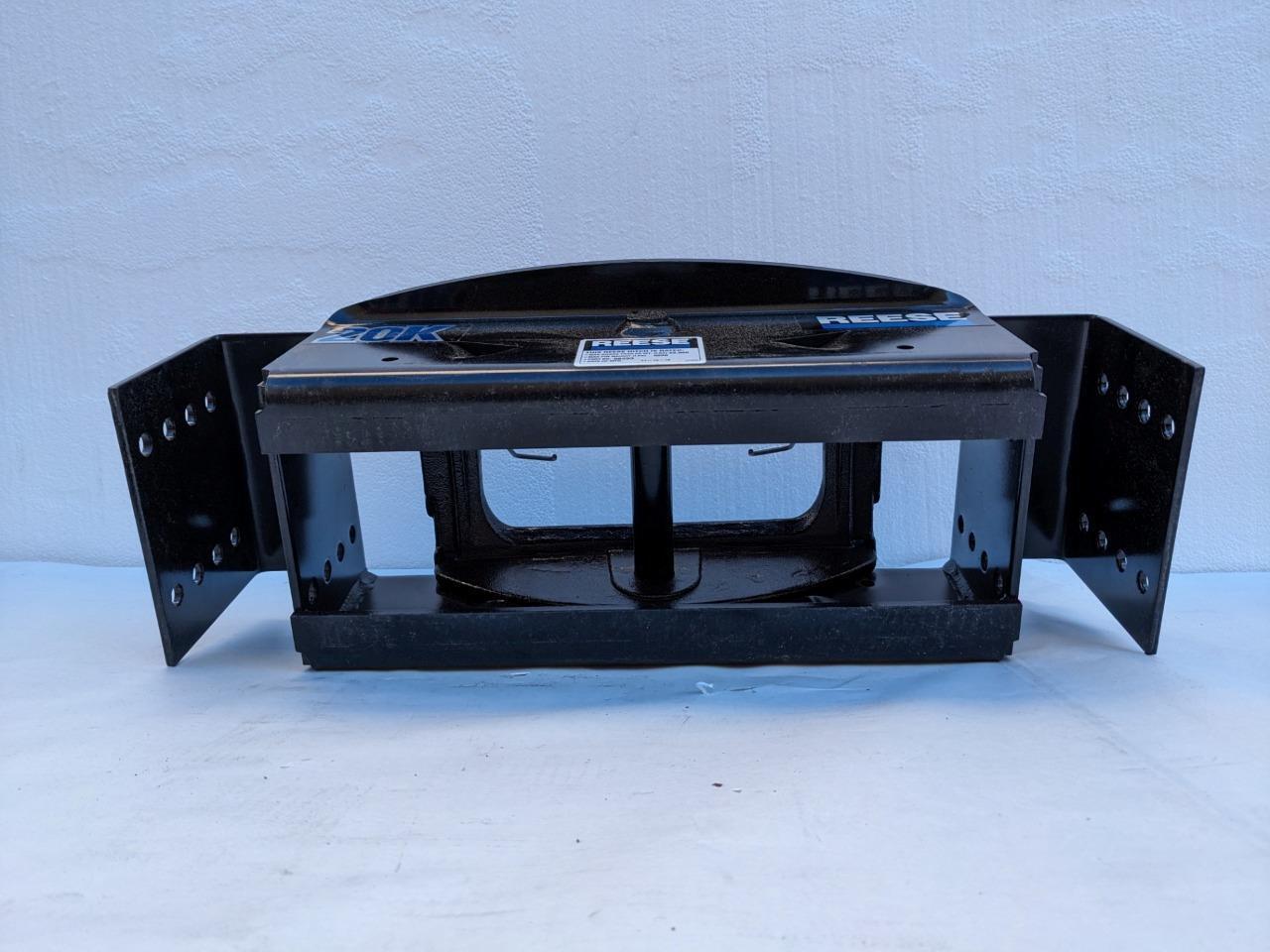 REESE 20K FIFTH WHEEL HITCH (BASE ONLY) 30083 R18