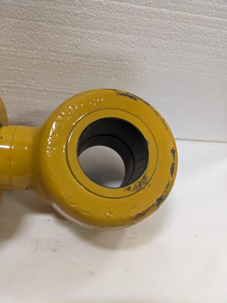 UNBRANDED STABILIZER HYDRAULIC CYLINDER FOR CATJOHN DEERE BACKHOE AN212649 BSIG1