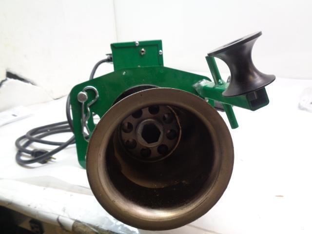 GREENLEE UT10-2S ULTRA TUGGER PORTABLE 2-SPEED 120V 20A CABLE PULLER NEW B2