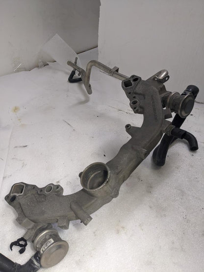 PORSCHE CAYENNE 4.5L VALVE HOUSING WITH PIPES MOUNTED 9481061514R USED R25