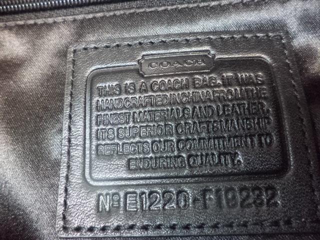 NWT COACH PENELOPE SIGNATURE SATEEN CONVERT KHAKI/BLACK F19232 GENUINE SR