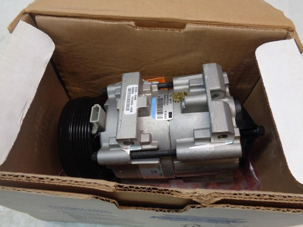 NEW OEM CARQUEST 274204 AC COMPRESSOR 1999-2007 FORD, MERCURY R1