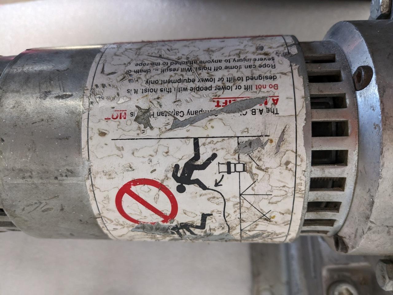 CHANCE HOIST C3081170 1000 LBS (115V AC) NEW B1B2