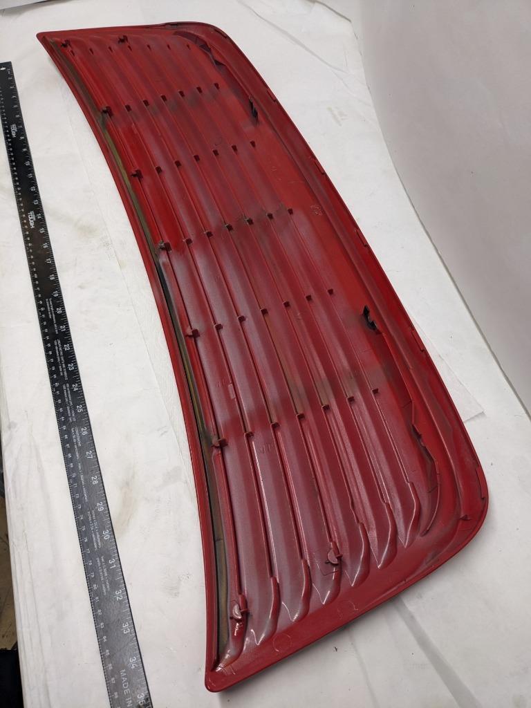 PORSCHE REAR TRUNK LID RED W/ GRILLE & LOWER BRACKET FOR 94 996 CARRERA USED R22