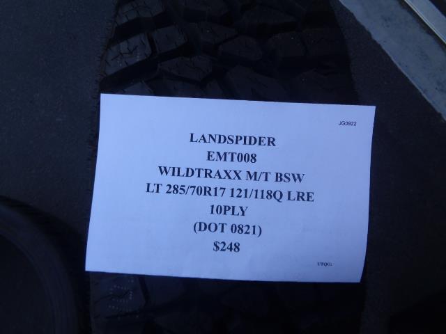 LANDSPIDER WILDTRAXX M/T BSW LT 285 70 17 121/118S LRE 10PLY TIRE EMT008 SU16