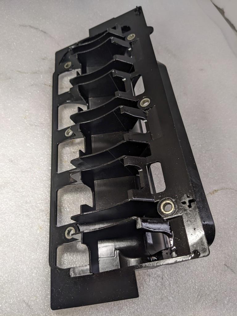 PORSCHE BOXSTER CAYMAN ENGINE MOTOR OIL SEPERATOR 99610101000 USED 996.B.G.L.