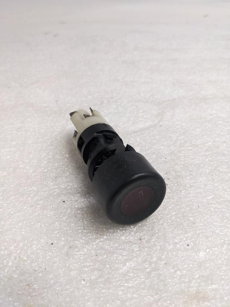 PORSCHE 92861310500 HELLA HAZARD LIGHT SWITCH FOR 87-91 928 USED R20T7