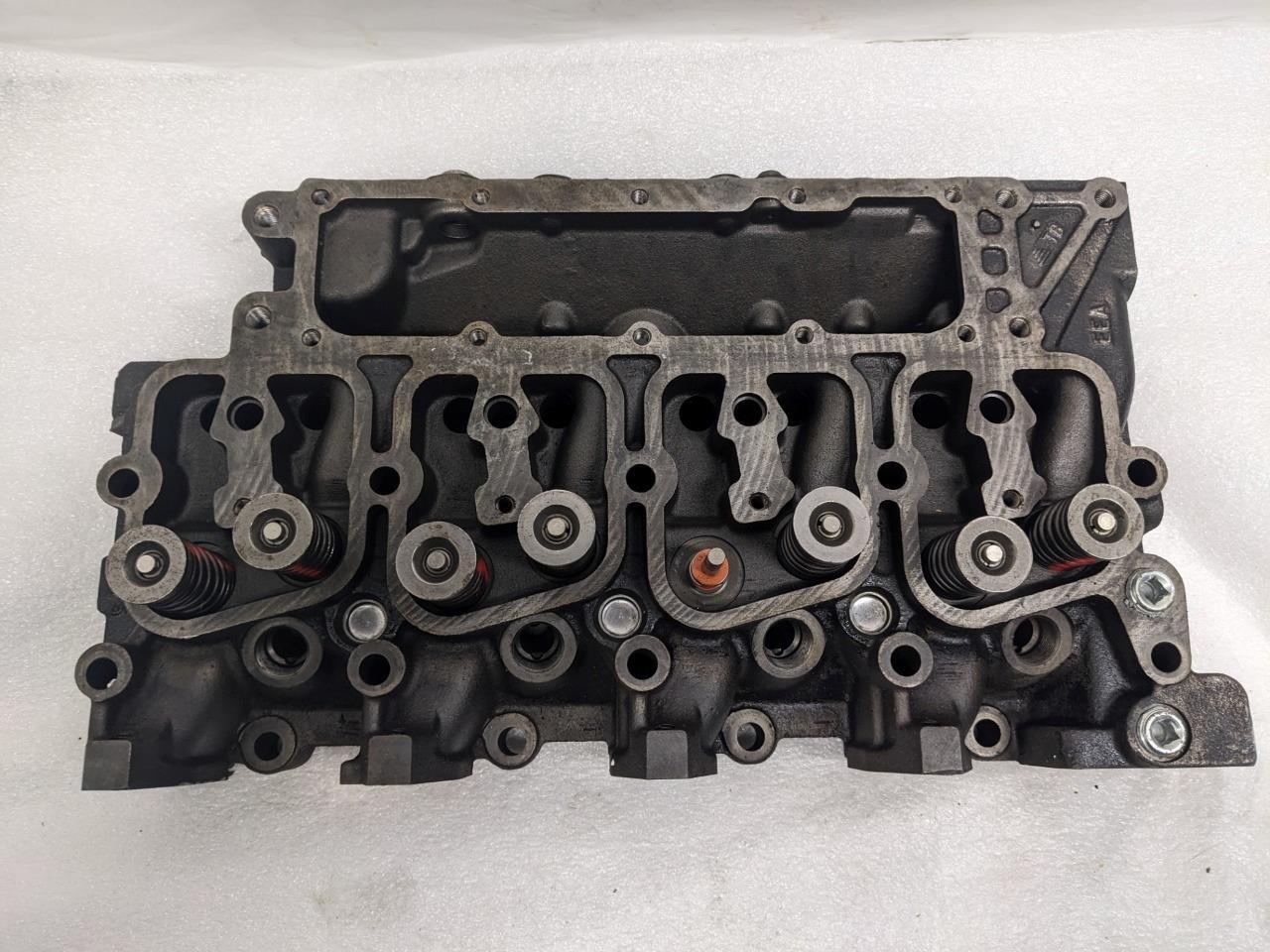 CUMMINS 2831041 Case Cummins Cylinder Head FOR 450/430/440 CASE Dozer NEW R18